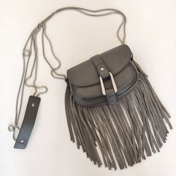NWT DOLCE VITA Pebbled Leather Mini Fringe crossbody chain strap - Picture 2 of 5